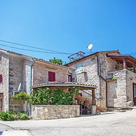 بيت للعطل Ferienhaus 150s *