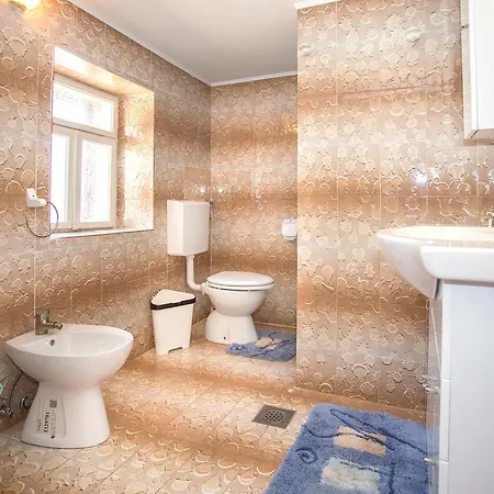 بيت للعطل Ferienhaus 150s *